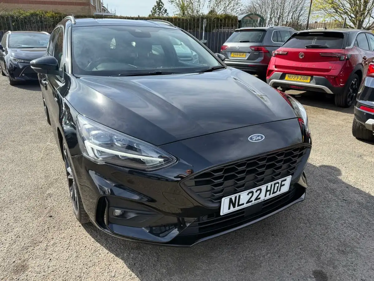 2022-ford-focus-big-3