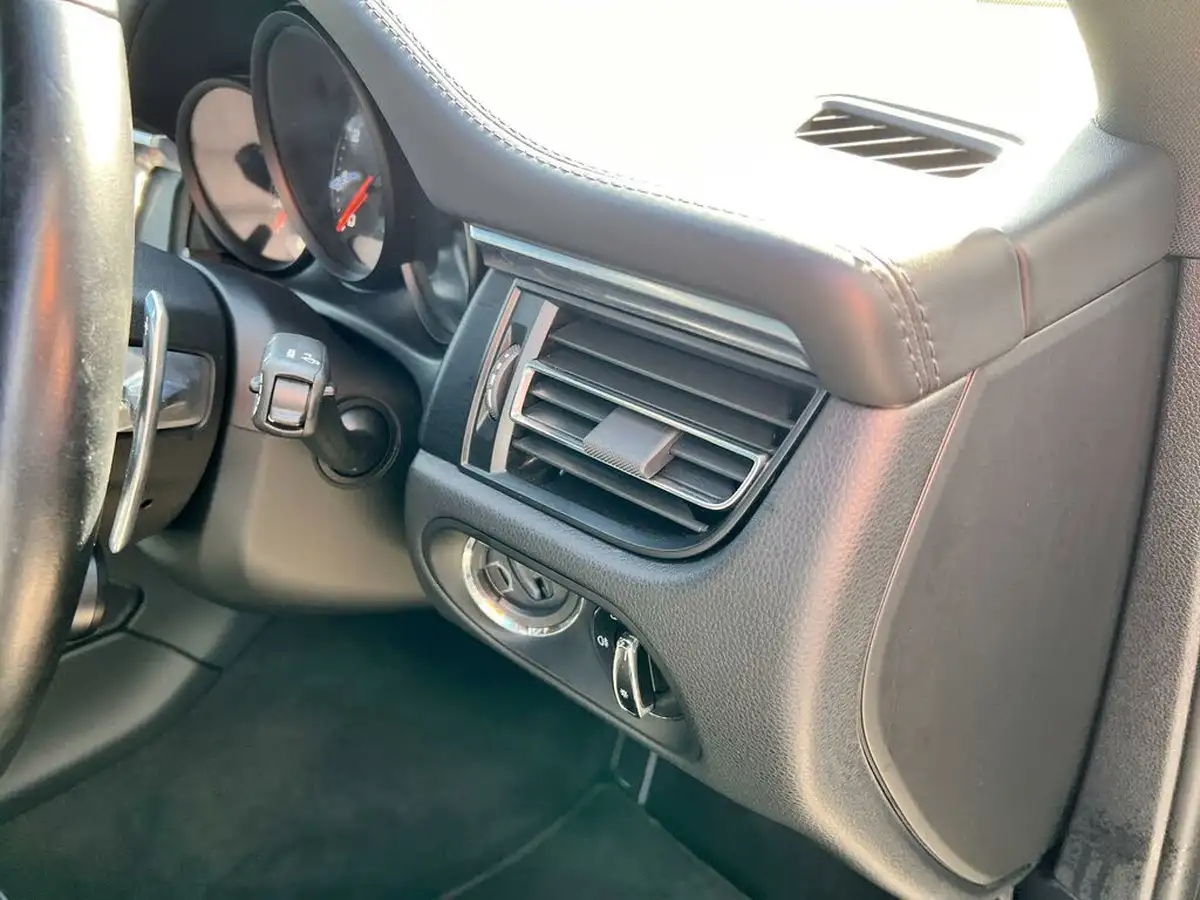 2020-porsche-macan-29-v6-gts-big-57