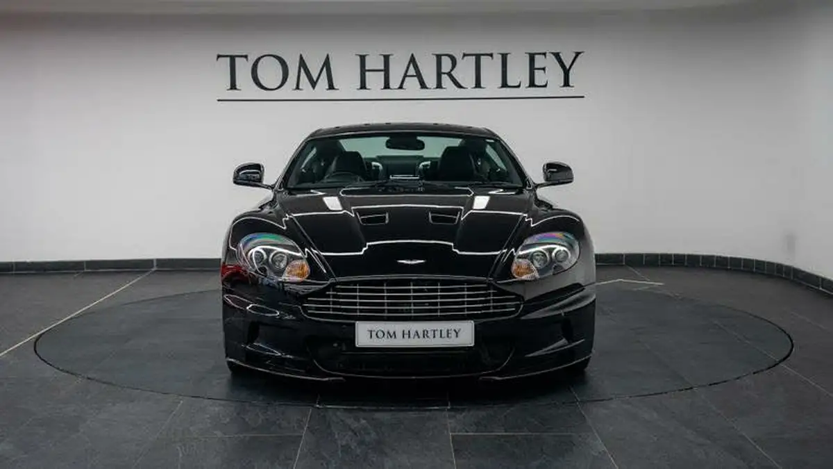 2011-aston-martin-dbs-60-touchtronic-big-1