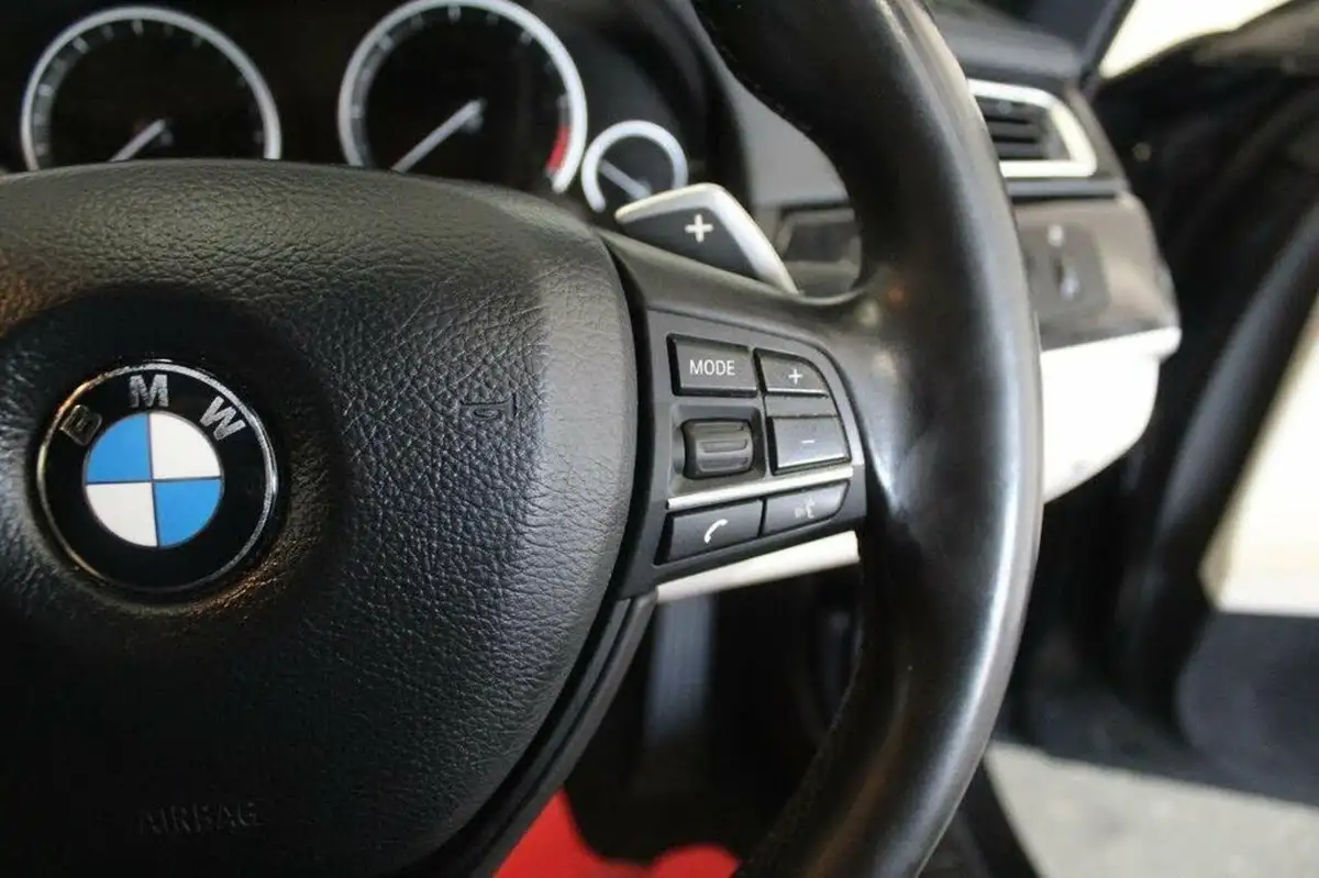 2013-bmw-7-series-30td-730d-m-sport-big-37