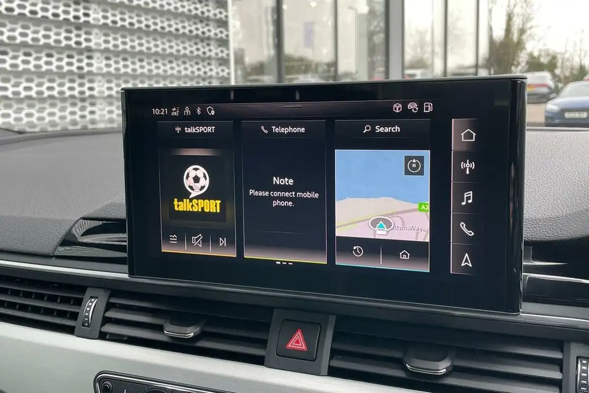 2021-audi-a4-avant-20-35-tdi-s-line-big-46