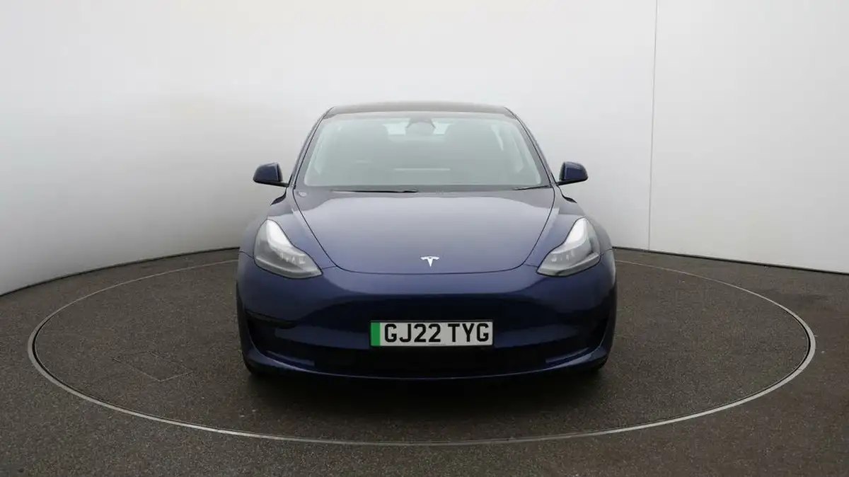 2021-tesla-model-3-e-standard-plus-big-2