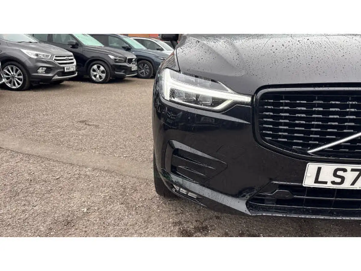 2020-volvo-xc60-20-b5-r-design-big-25