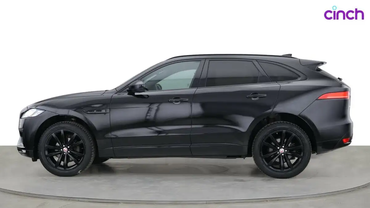 2020-jaguar-f-pace-20-i4d-chequered-flag-180ps-big-3