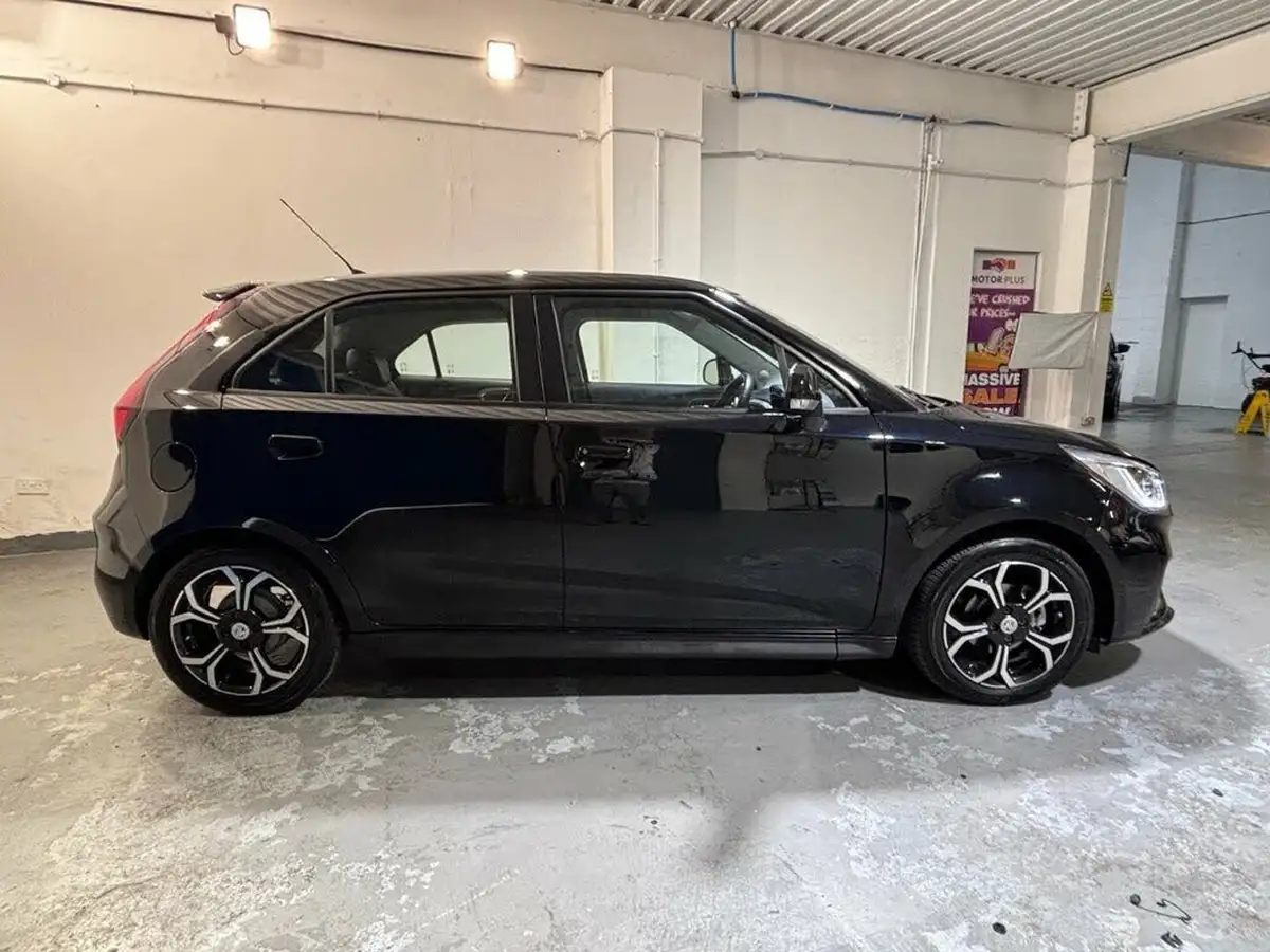 2023-mg-mg3-15-vti-tech-exclusive-nav-big-8
