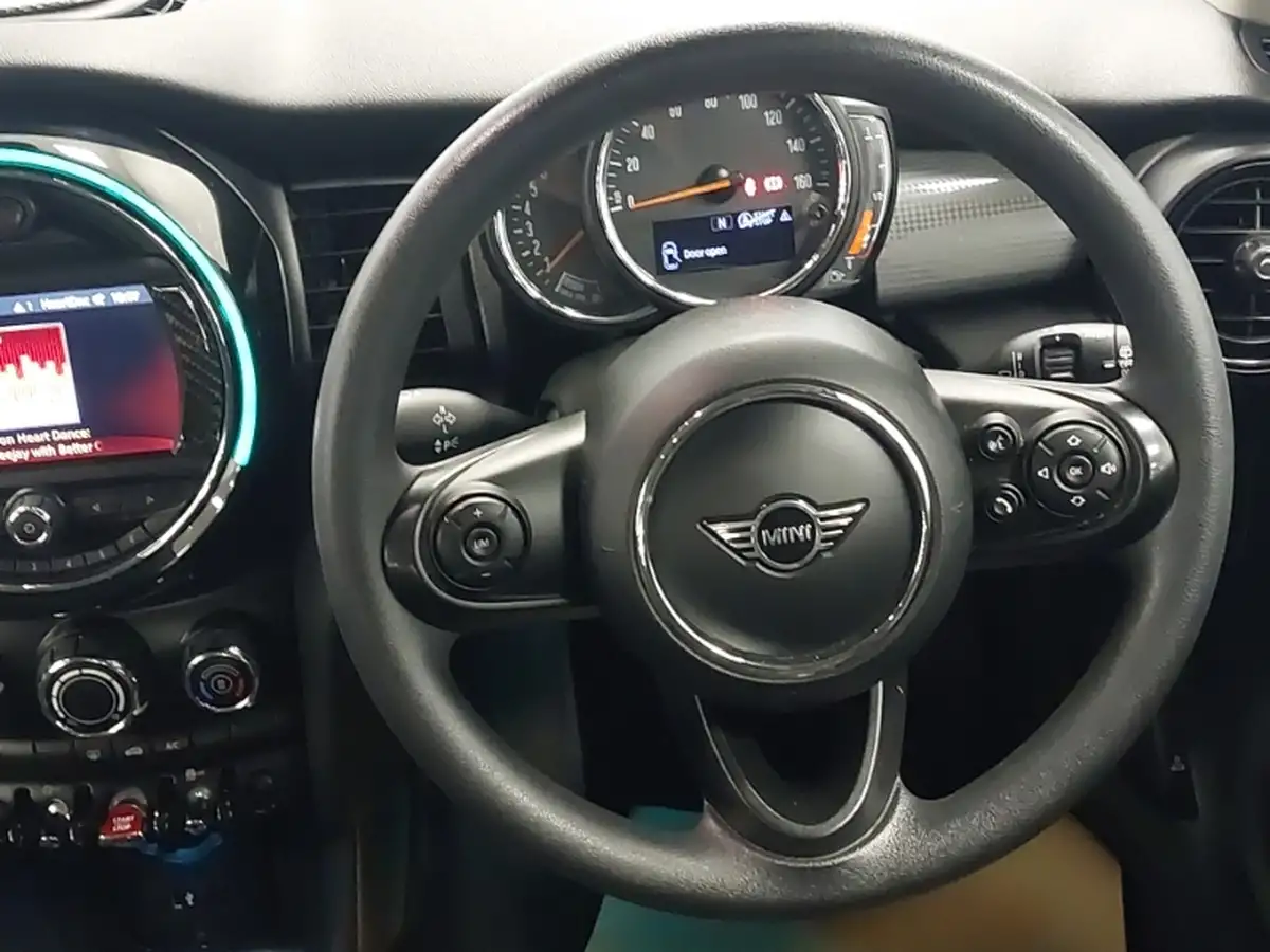 2018-mini-cooper-15-cooper-classic-ss-hatchback-5d-big-6