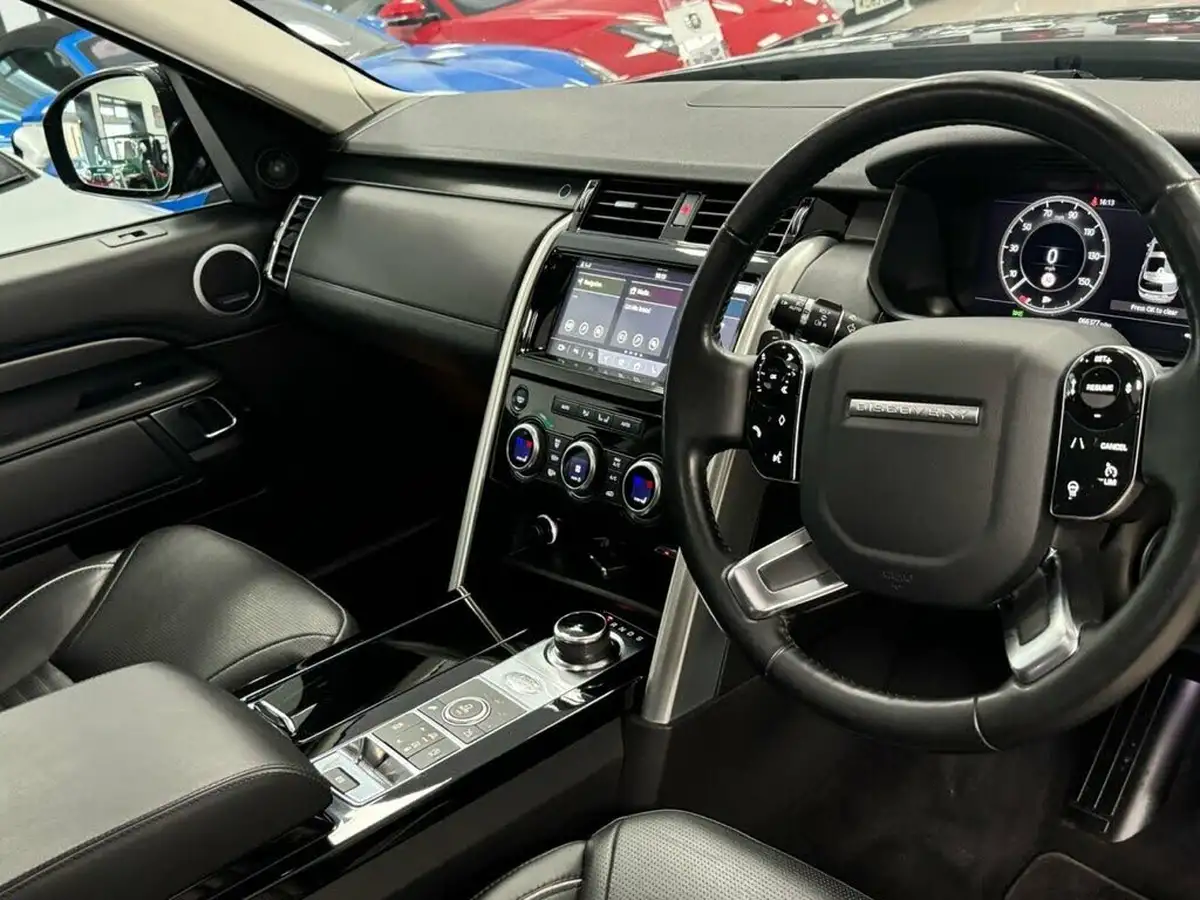 2019-land-rover-discovery-30-sd-v6-hse-luxury-big-42