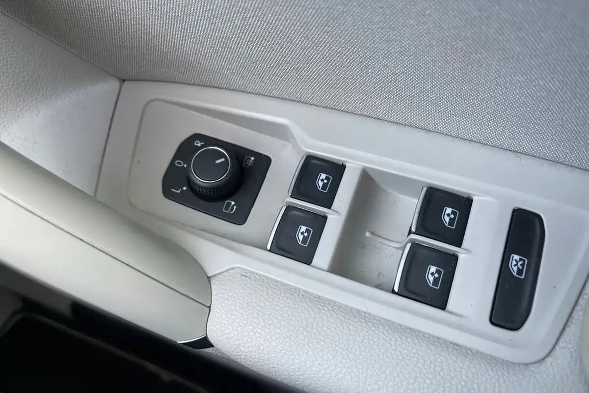 2019-volkswagen-tiguan-allspace-20tdi-match-150ps-4motion-dsg-big-37