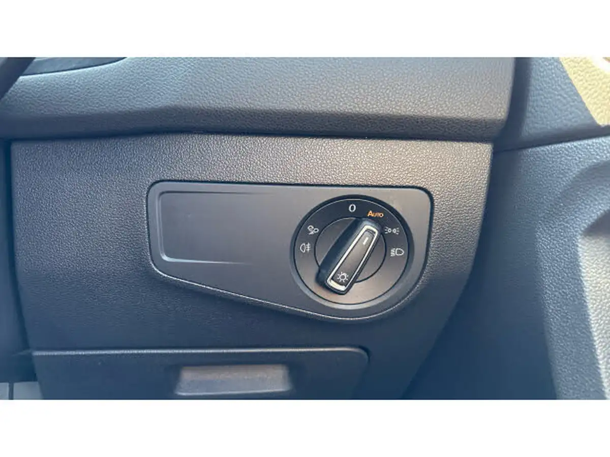 2023-volkswagen-tiguan-allspace-15-tsi-r-line-big-60