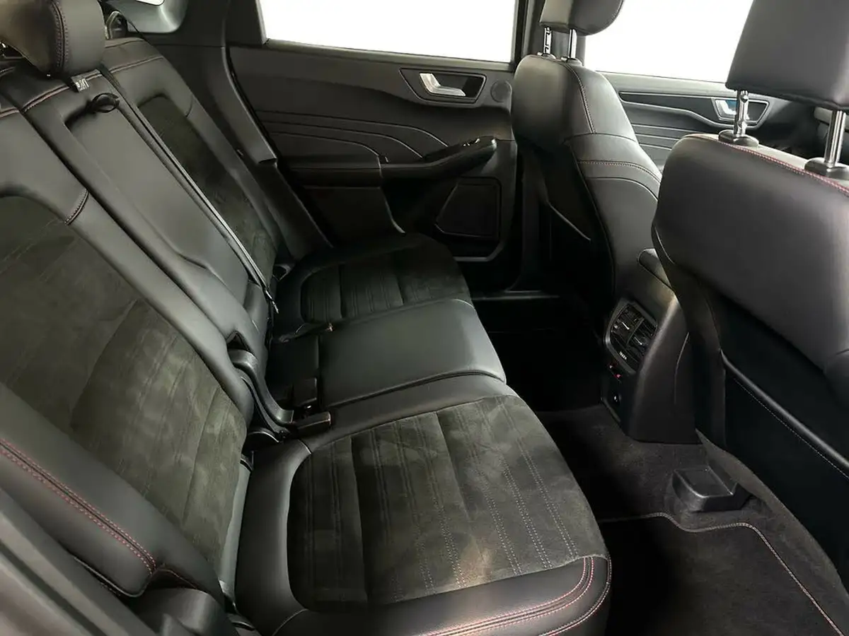 2023-ford-kuga-15t-st-line-x-edition-big-13