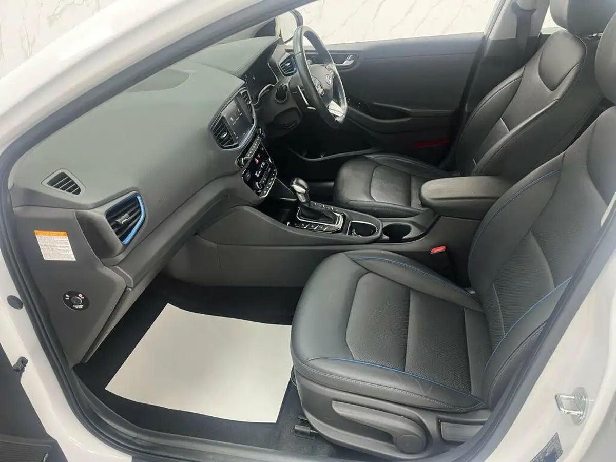 2019-hyundai-ioniq-16-gdi-premium-se-plug-in-hybrid-big-18