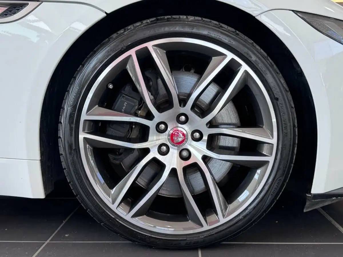 2022-jaguar-f-type-50-v8-p450-r-dynamic-awd-coupe-big-45
