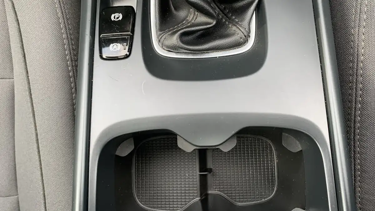 2021-volvo-xc40-15-t3-momentum-161bhp-big-20