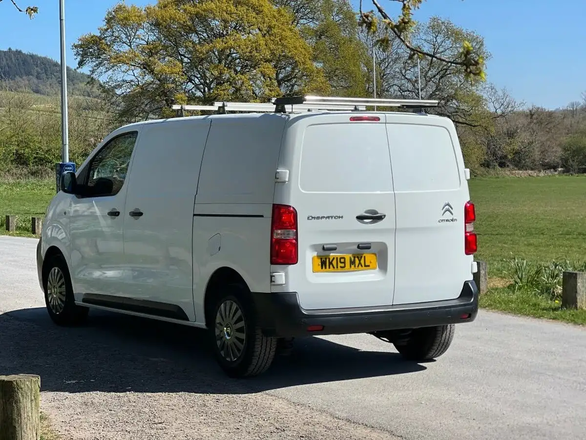 2019-citroen-dispatch-20bluehdi-enterprise-m-1400-120pseu6-ss-panel-big-3
