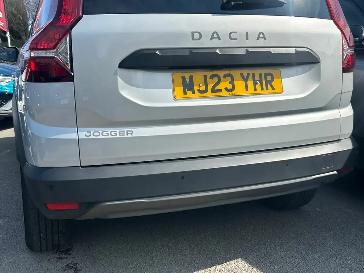 2023-dacia-jogger-10-tce-extreme-se-big-16