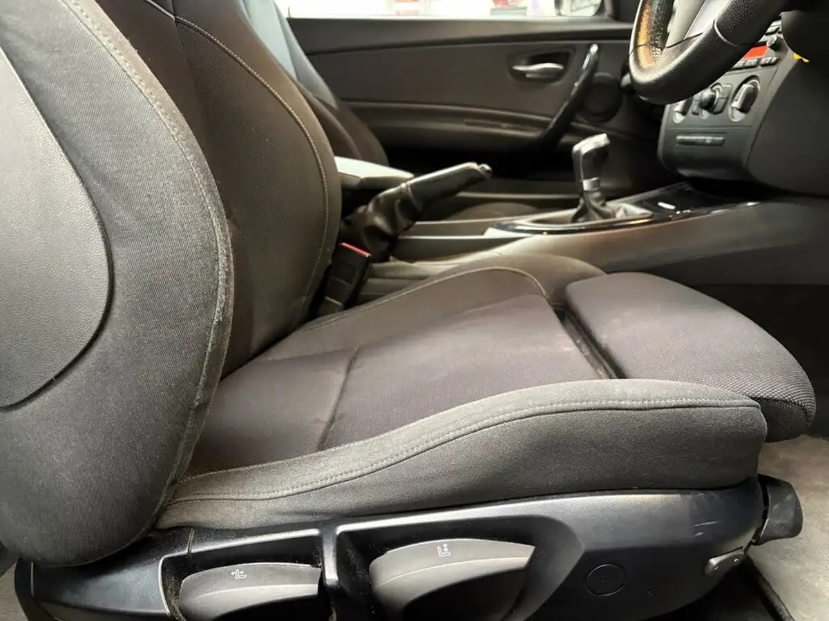 2011-bmw-1-series-20td-120d-sport-coupe-2d-big-29
