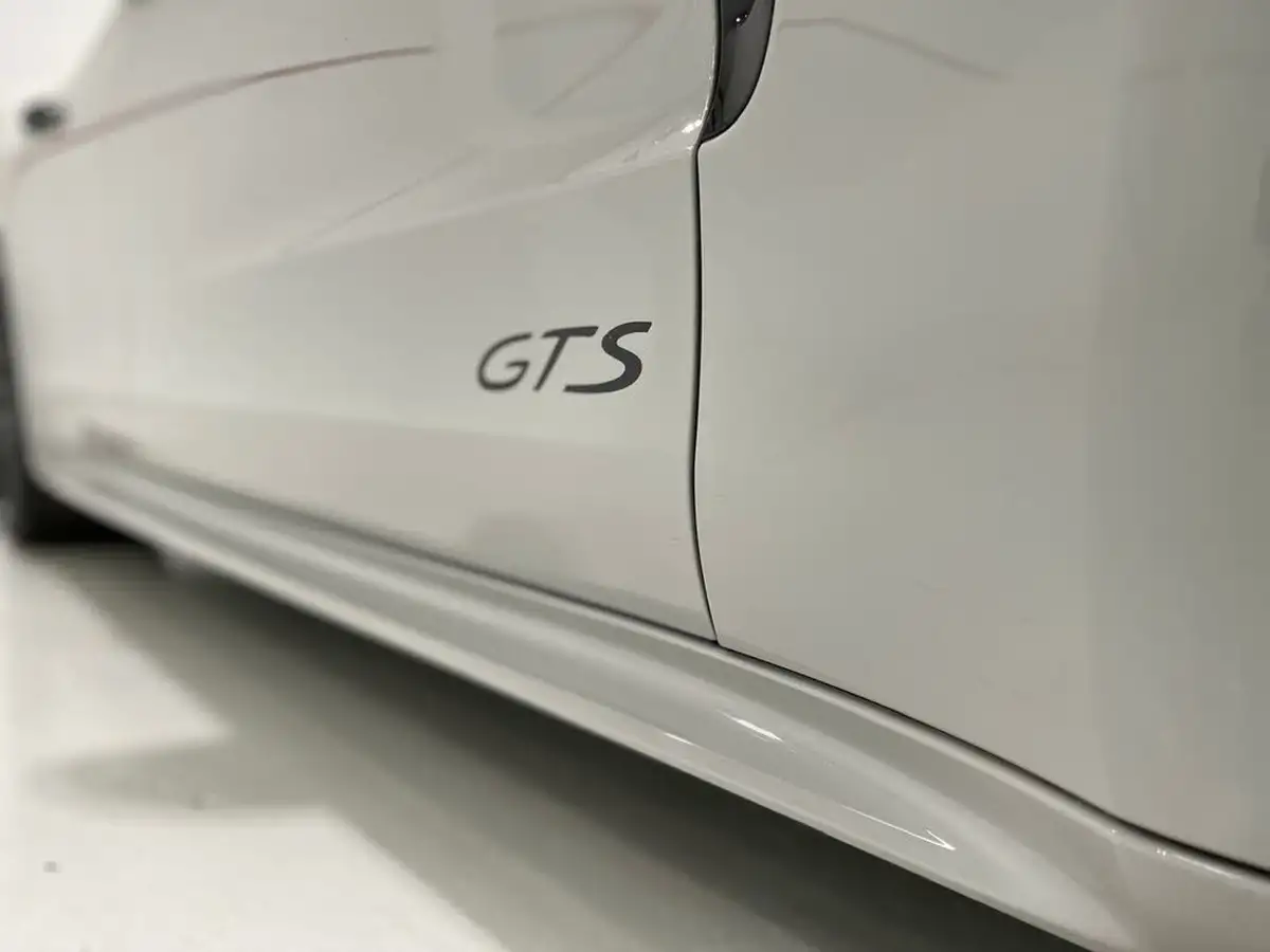 2019-porsche-panamera-40-v8-gts-hatchback-big-49