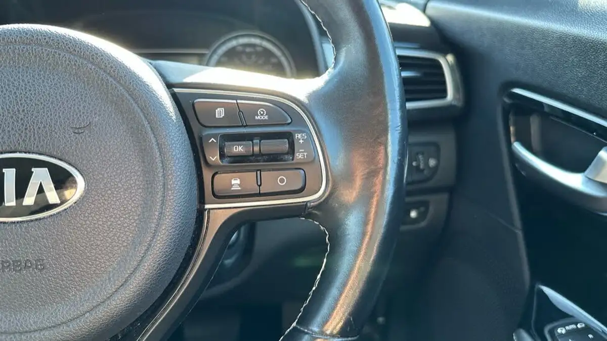 2018-kia-niro-16-gdi-3-156-kwh-16in-alloy-big-11