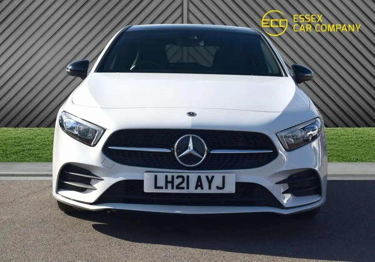 2021-mercedes-benz-a-class-13-a200-exclusive-edition-7g-dct-big-6