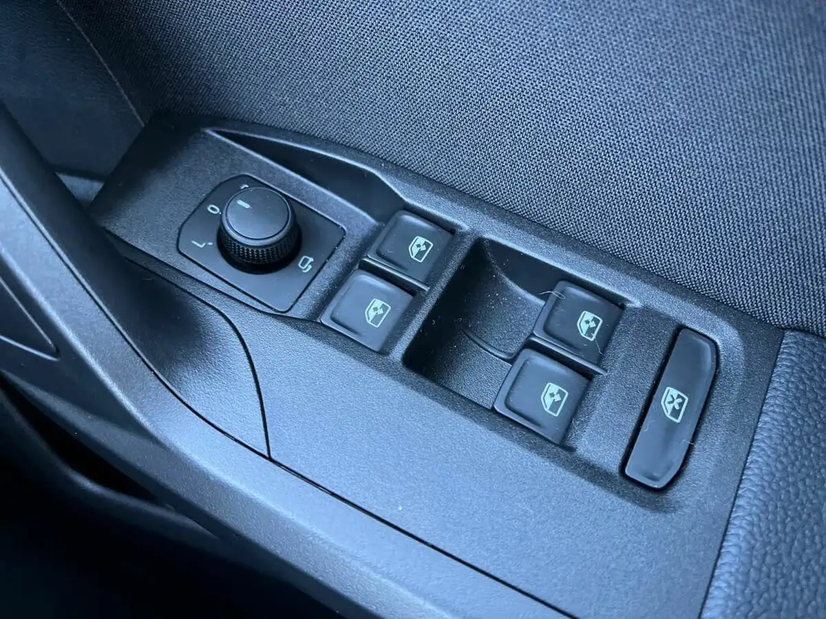 2024-seat-arona-10-tsi-fr-115ps-dsg-big-28