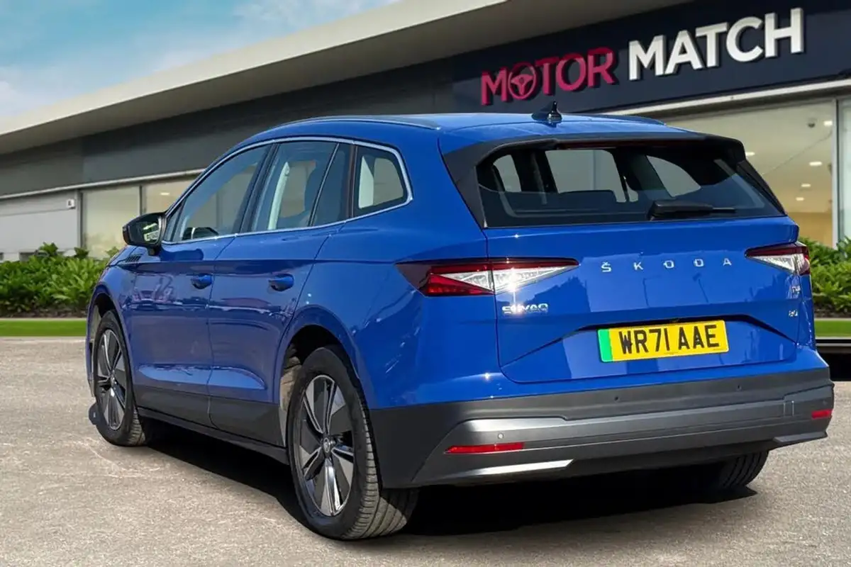 2022-skoda-enyaq-e-80-82-kwh-big-1