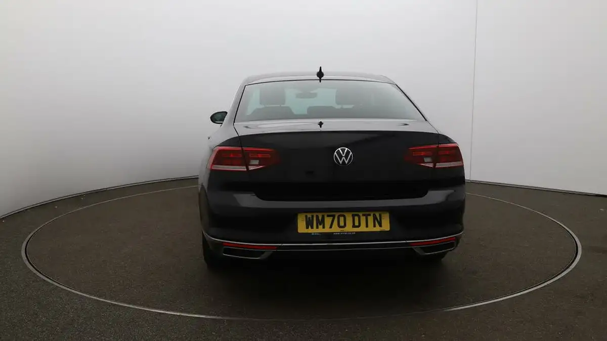 2021-volkswagen-passat-14-tsi-gte-saloon-4d-big-50