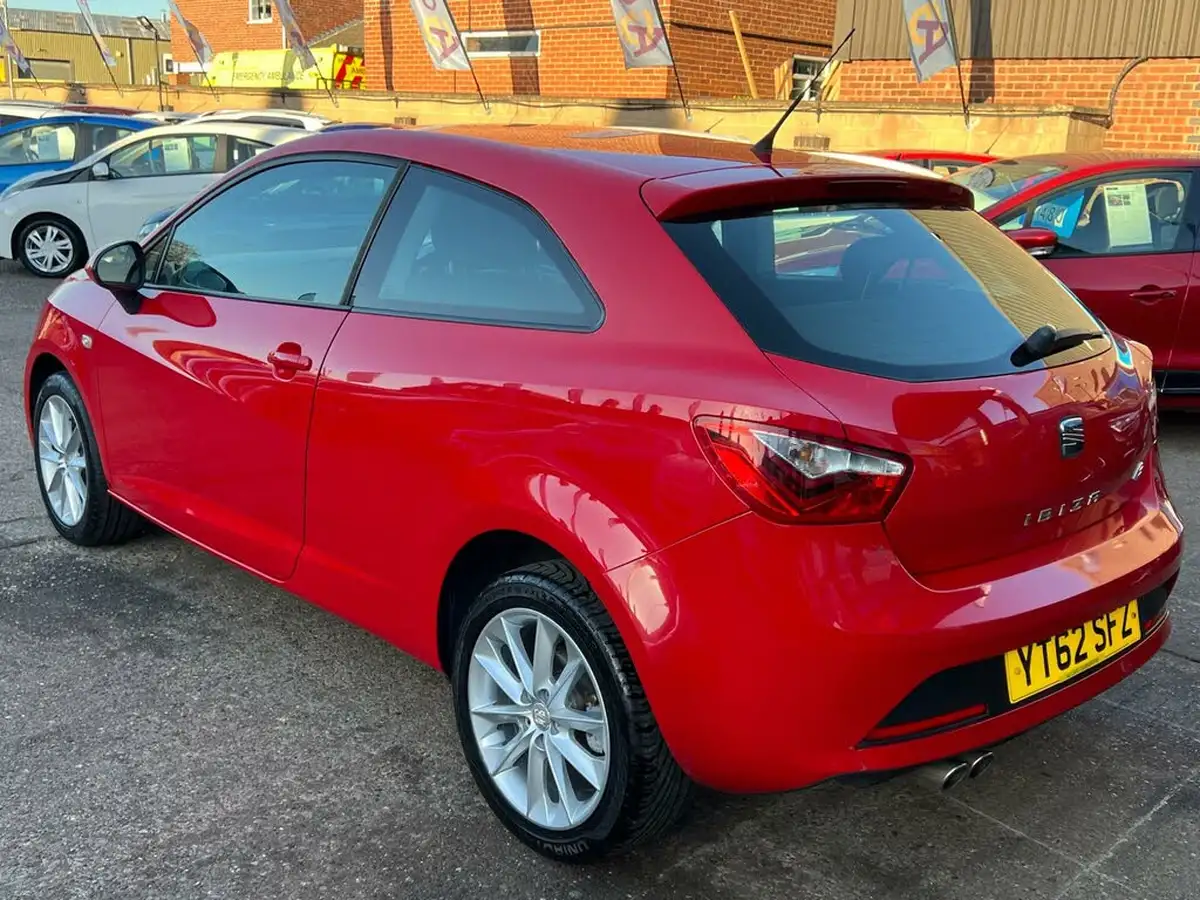 2012-seat-ibiza-16td-fr-105-cr-sportcoupe-hatchback-3d-big-9