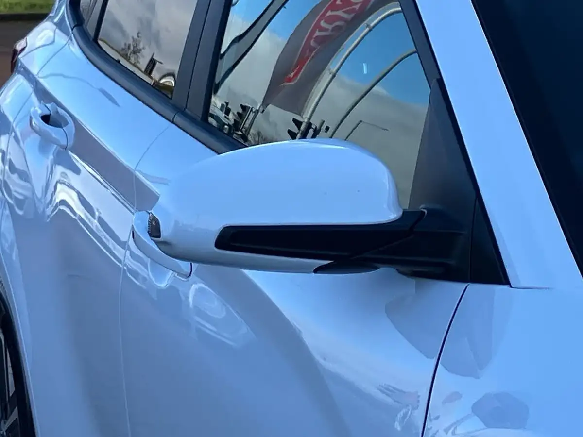 2023-hyundai-kona-e-ultimate-204ps-64kwh-105kw-obc-big-22