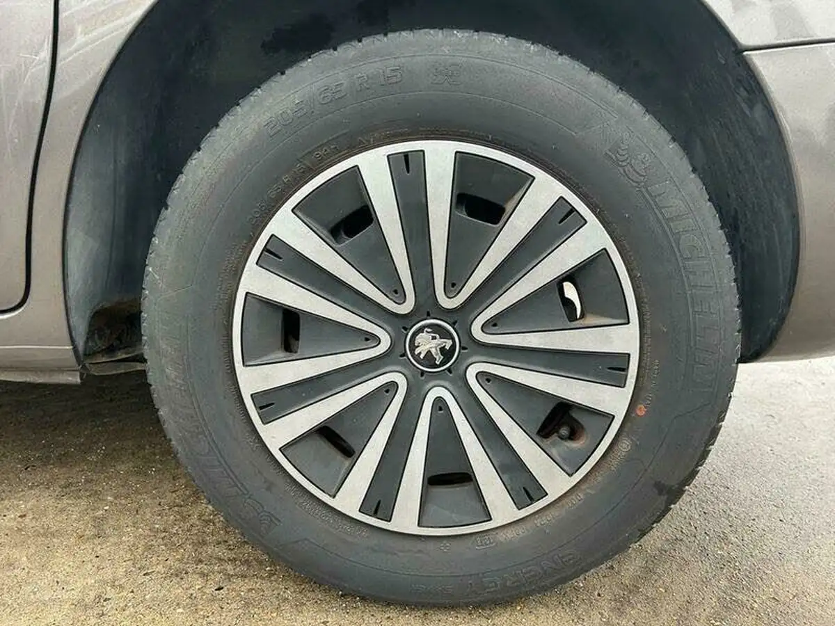 2018-peugeot-partner-big-20