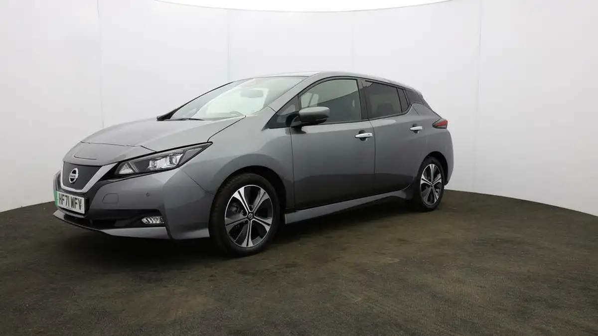 2021-nissan-leaf-e-tekna-big-29