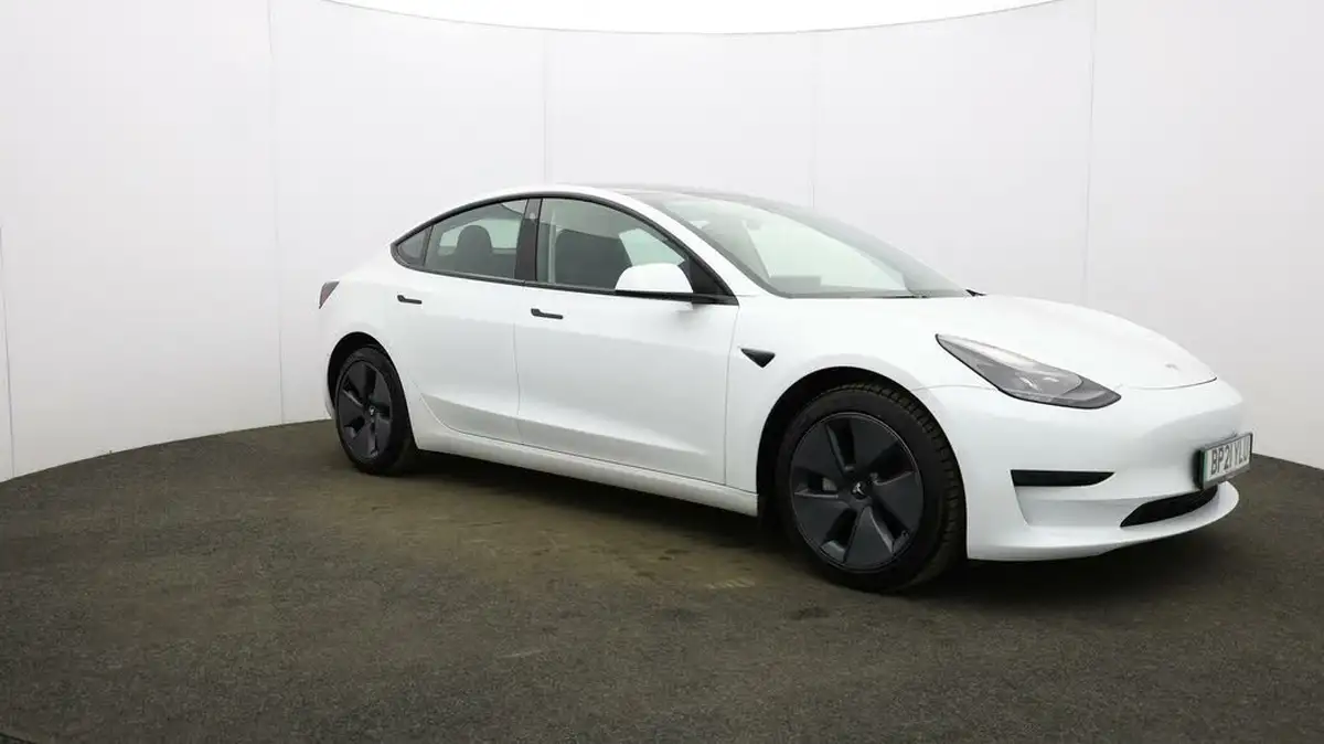 2021-tesla-model-3-e-standard-plus-big-38