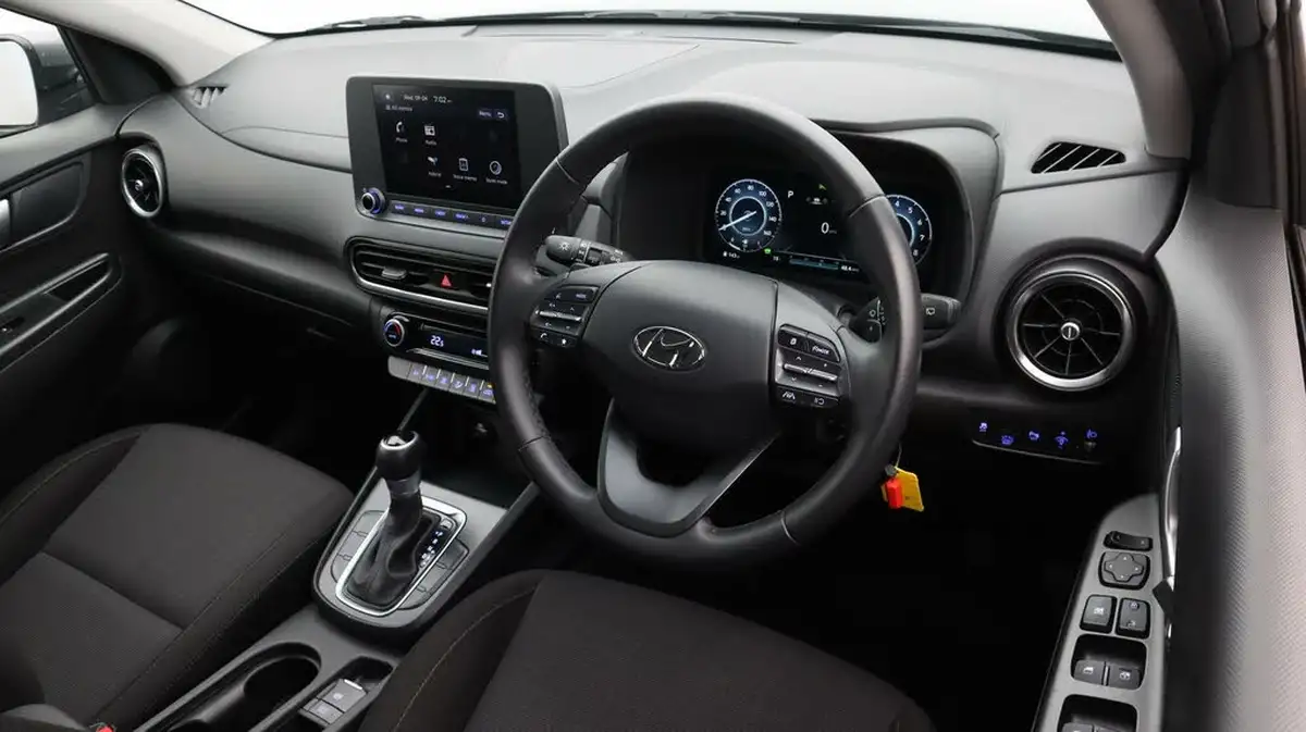 2023-hyundai-kona-16-gdi-se-connect-big-9
