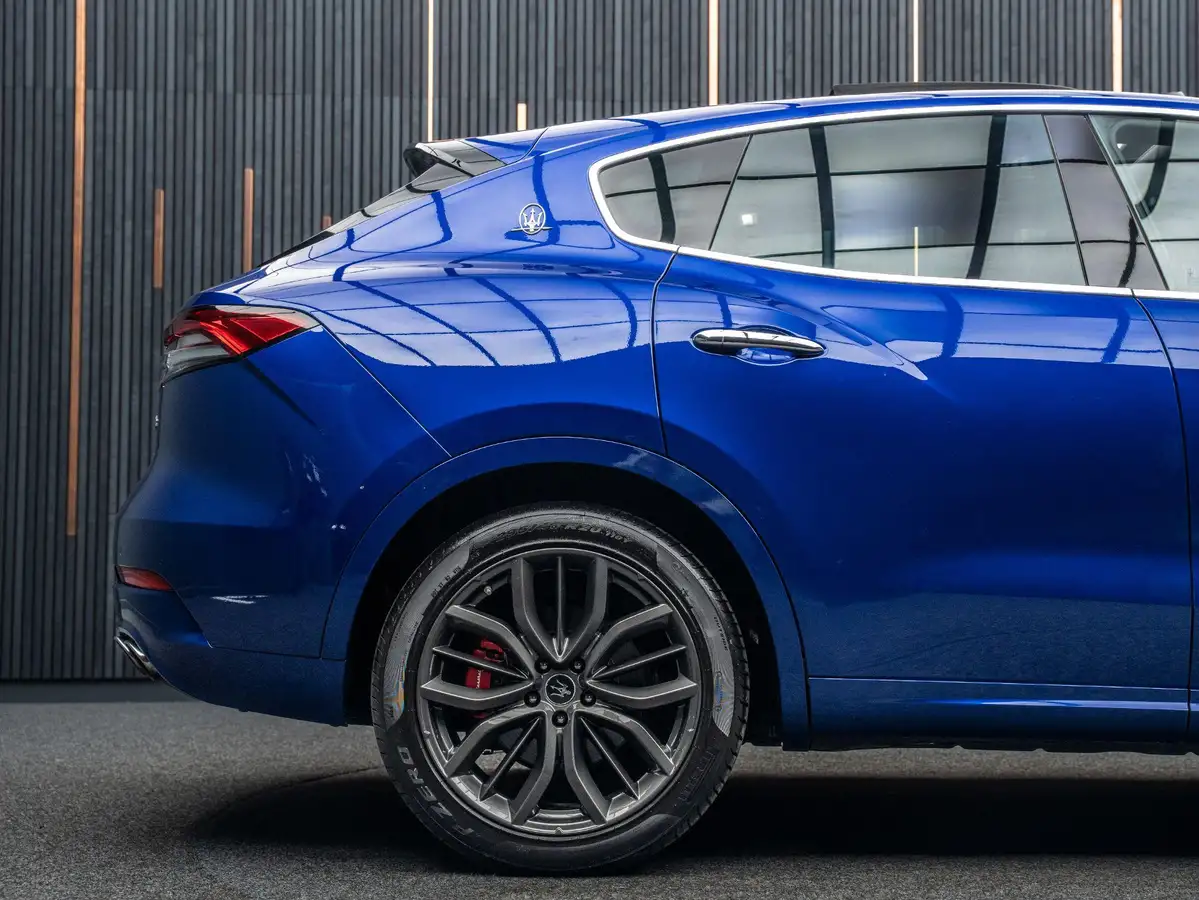 2021-maserati-levante-30-big-16