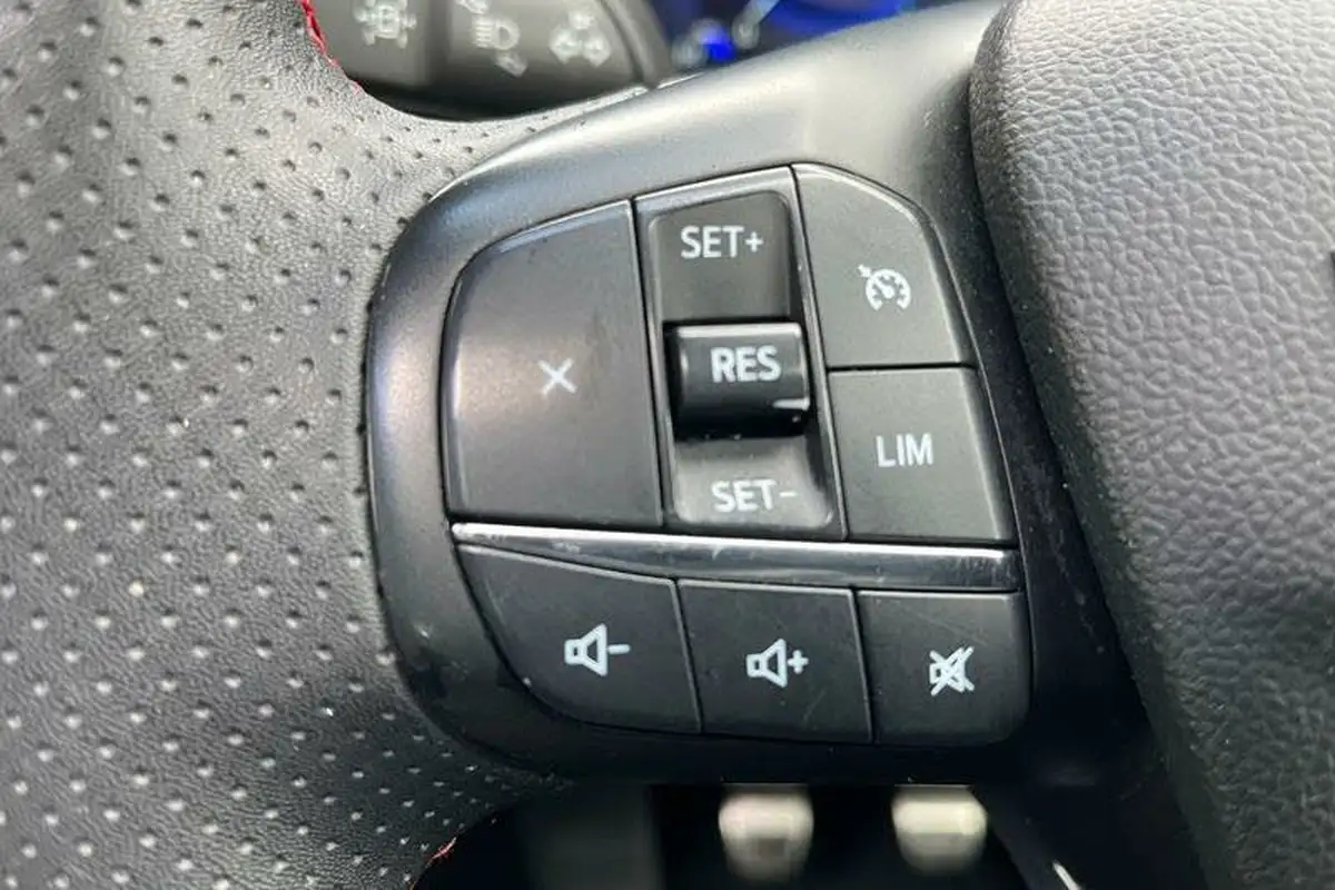 2022-ford-kuga-15t-st-line-x-edition-big-23