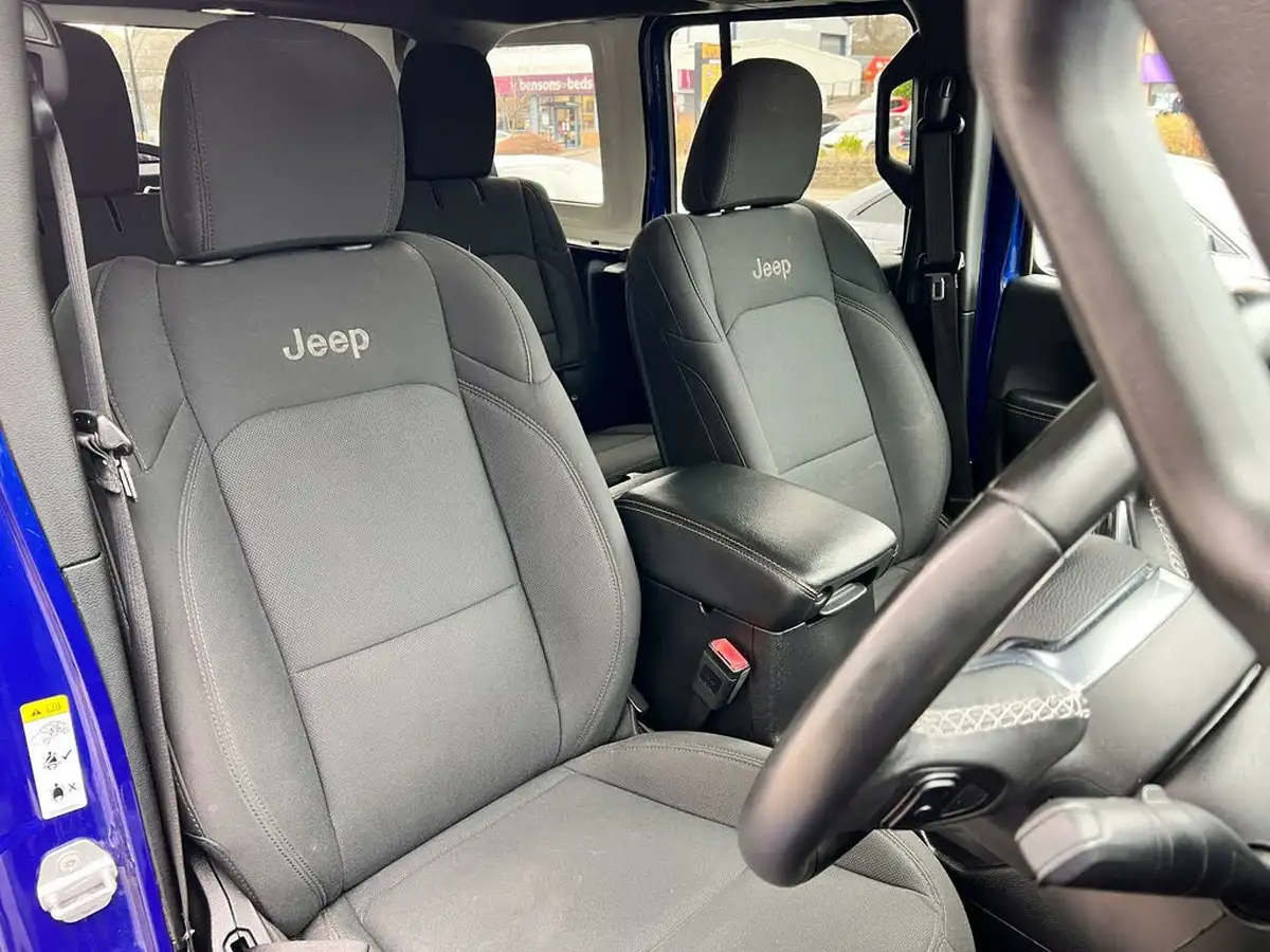 2020-jeep-wrangler-22-multijet-ii-sahara-hard-5d-big-12