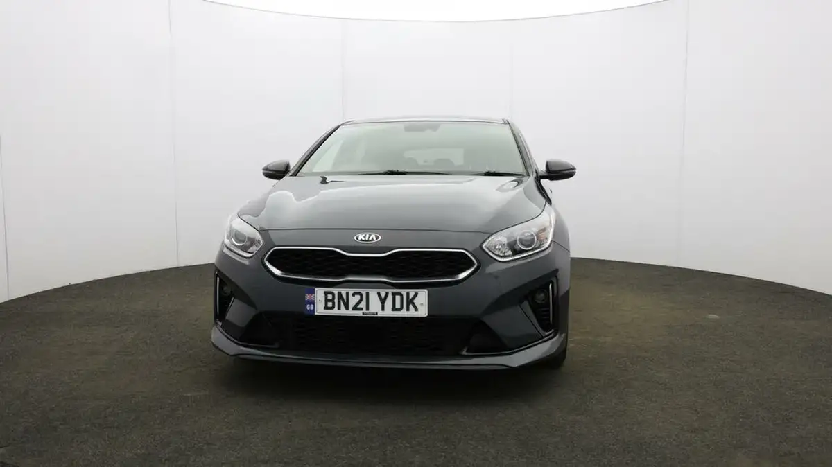 2021-kia-pro-ceed-15-t-gdi-gt-line-big-32