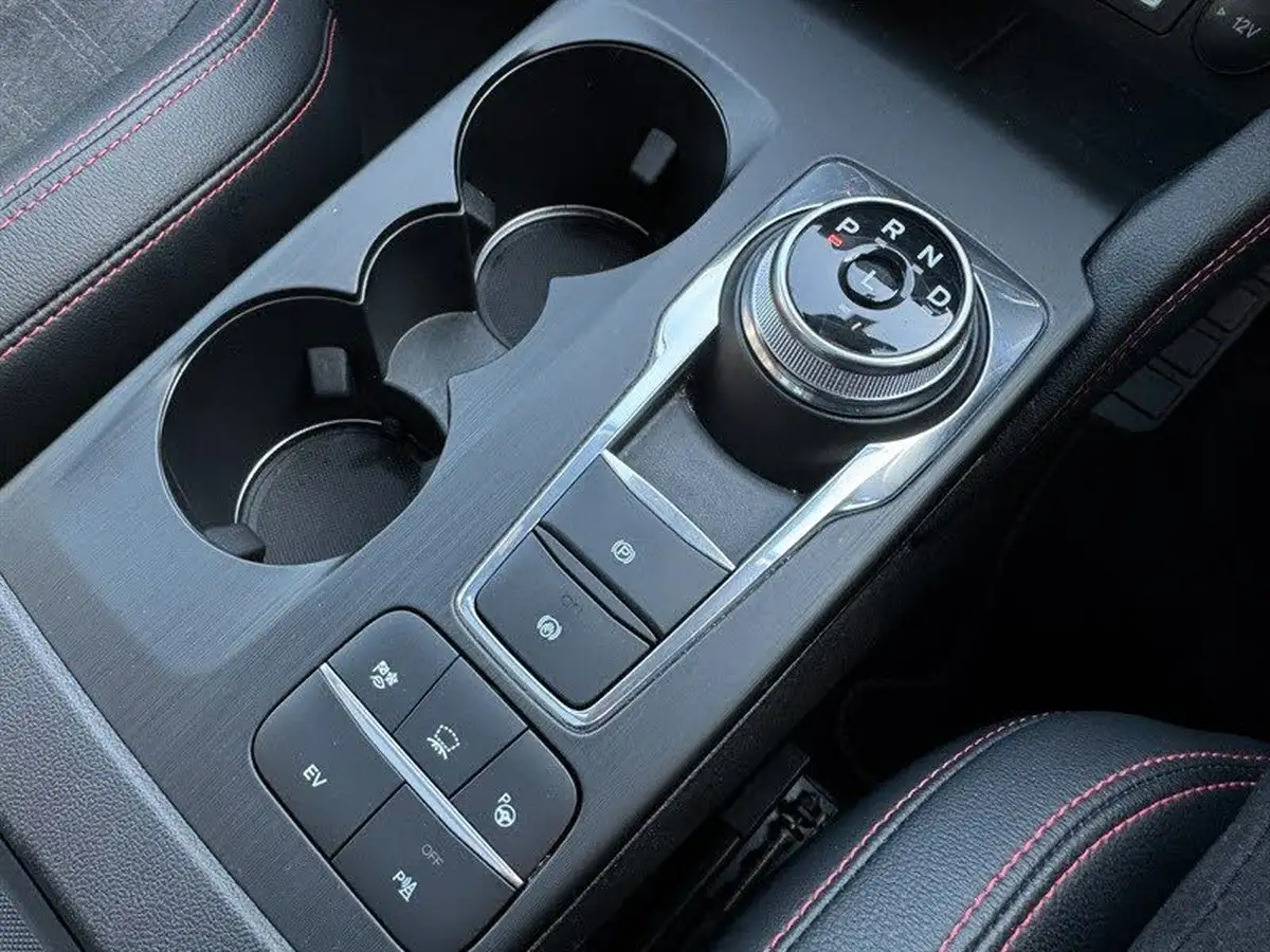 2022-ford-kuga-25t-st-line-x-edition-225ps-phev-big-14