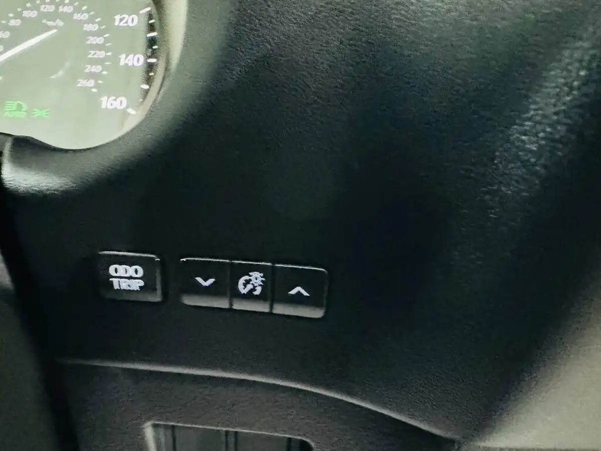 2015-lexus-nx-300h-25-premier-194bhp-panoramic-roof-big-24
