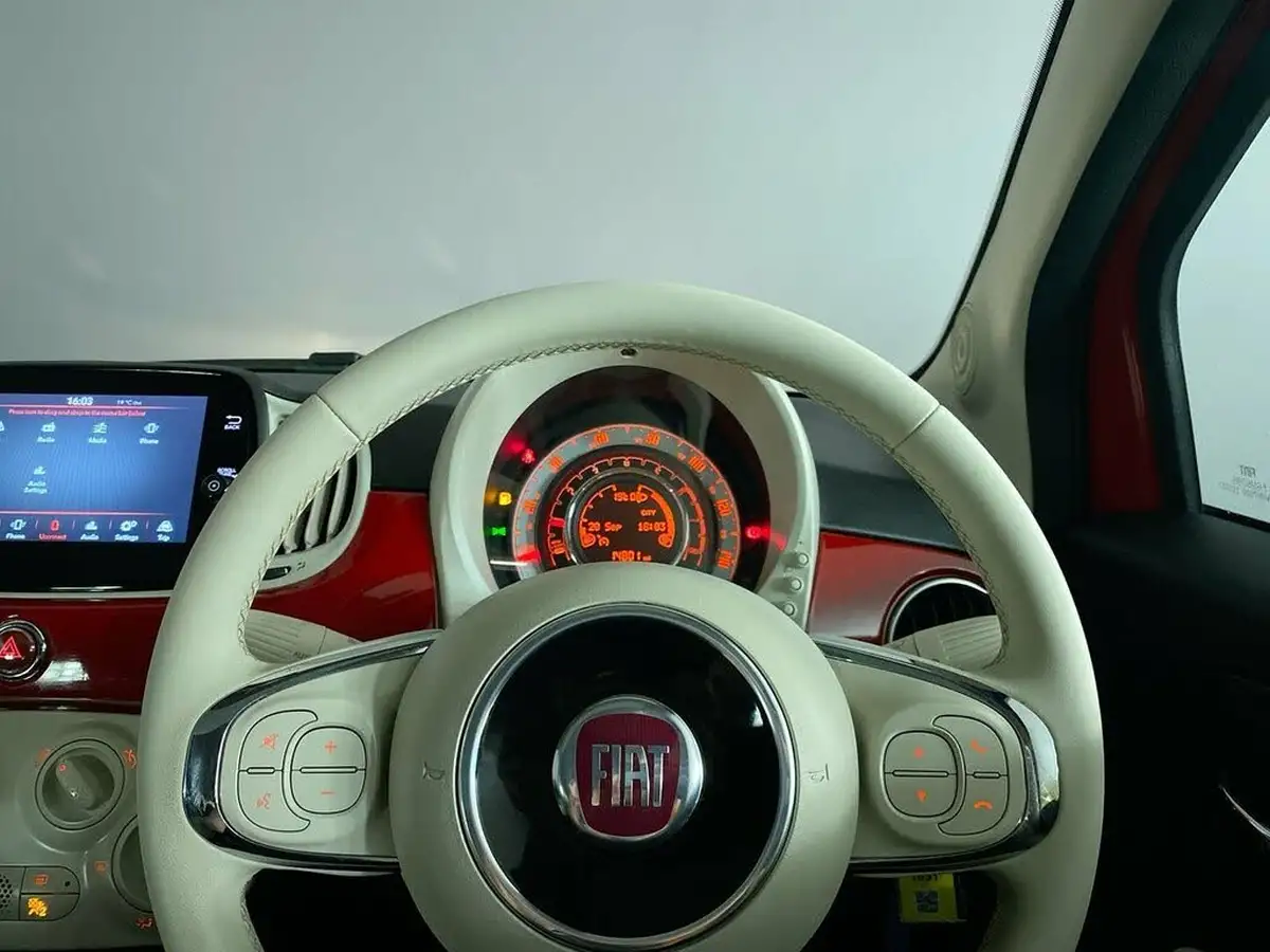 2021-fiat-500-10-dolcevita-big-21