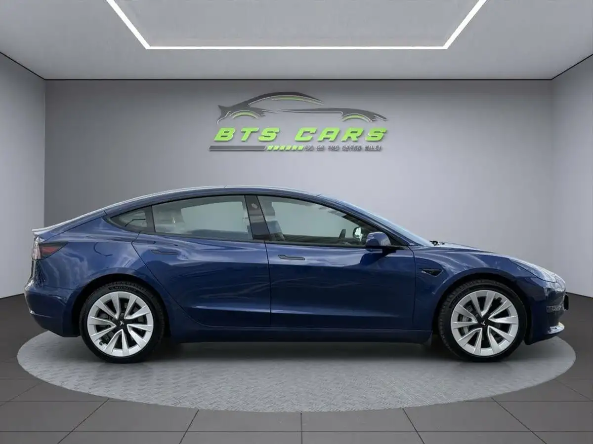 2021-tesla-model-3-e-long-range-awd-big-8