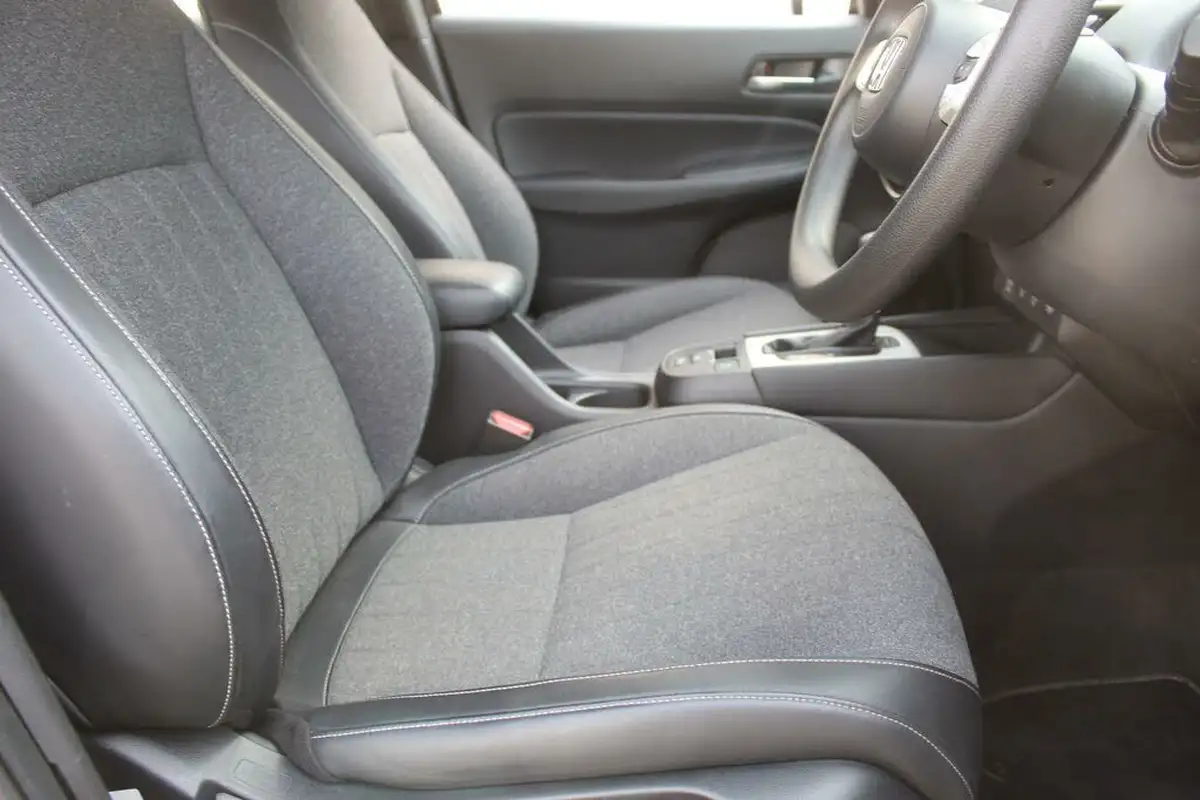 2022-honda-jazz-15-i-mmd-sr-109ps-big-22