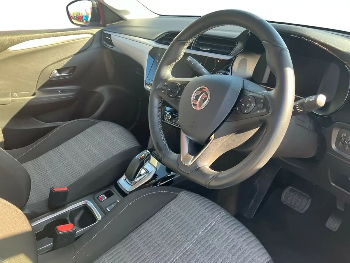 2021-vauxhall-corsa-e-se-premium-big-7