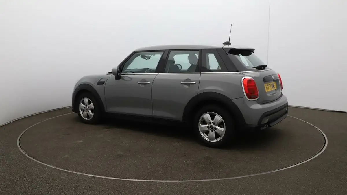 2022-mini-cooper-15-cooper-classic-hatchback-5d-big-26