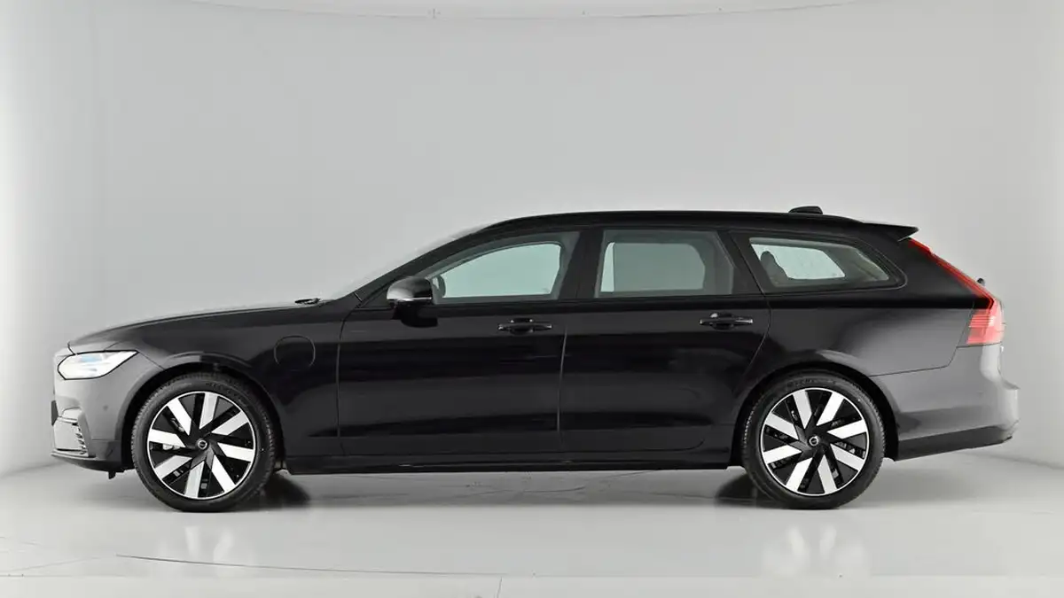 2024-volvo-v90-20-t6-plus-345bhp-dark-big-54
