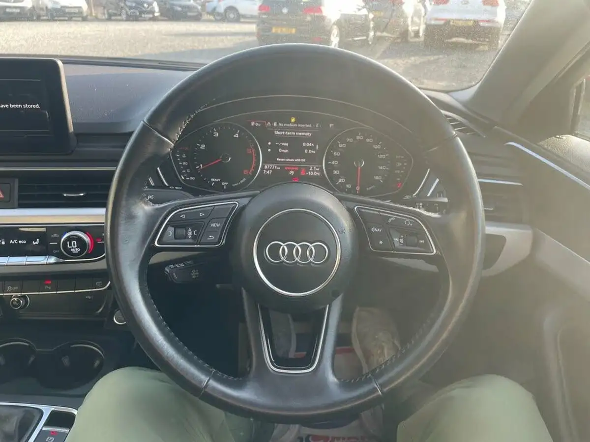 2018-audi-a4-20tdi-ultra-se-big-9
