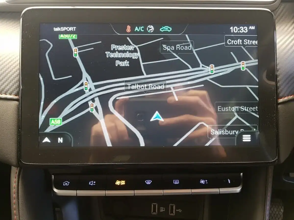 2024-mg-zs-suv-15-vti-tech-exclusive-big-12