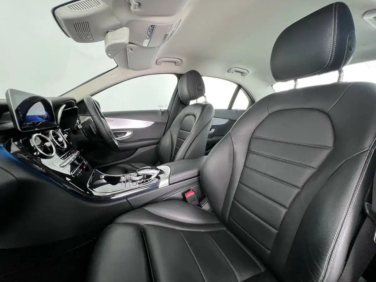 2020-mercedes-benz-c-class-15-c200-sport-premiumss-saloon-4d-big-11