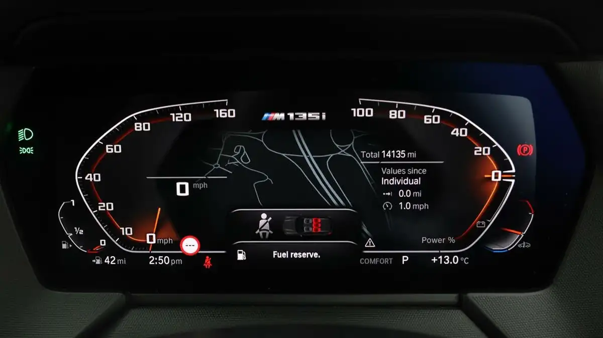 2024-bmw-1-series-20-m135i-xdrive-big-9