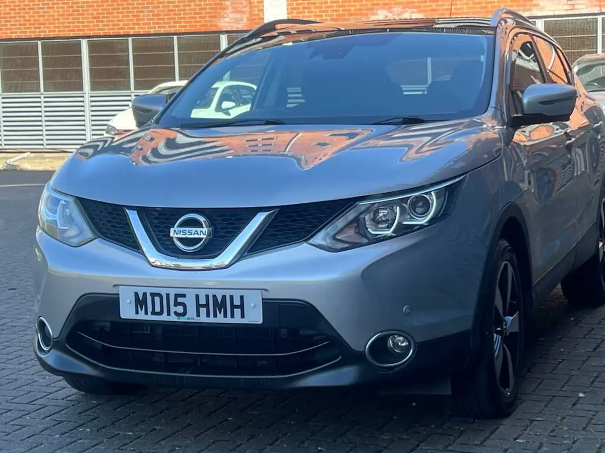 2015-nissan-qashqai-15dci-n-tec-big-9