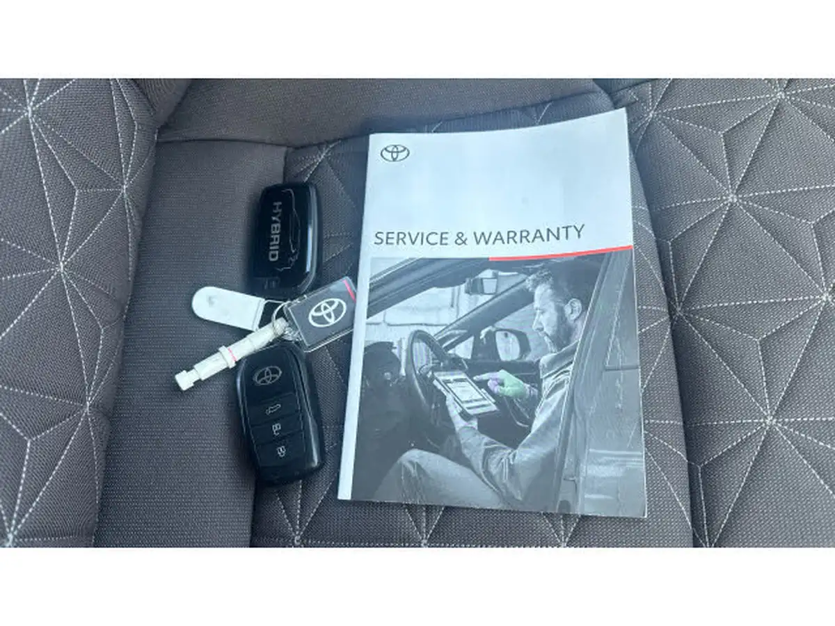 2022-toyota-yaris-cross-15-vvt-i-excel-awd-i-big-18